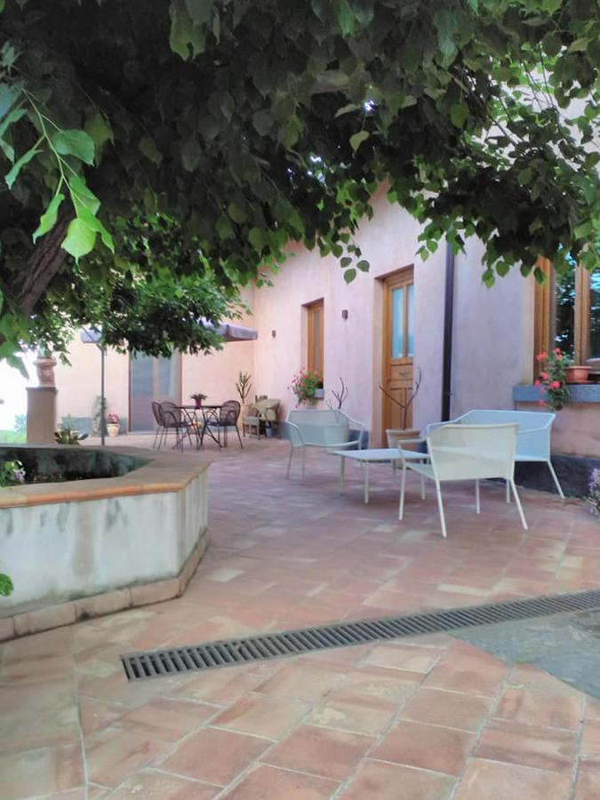 La Corte Di Bafe B&B "Slow Life" ซัฟเฟรานา เอตเนอา ภายนอก รูปภาพ